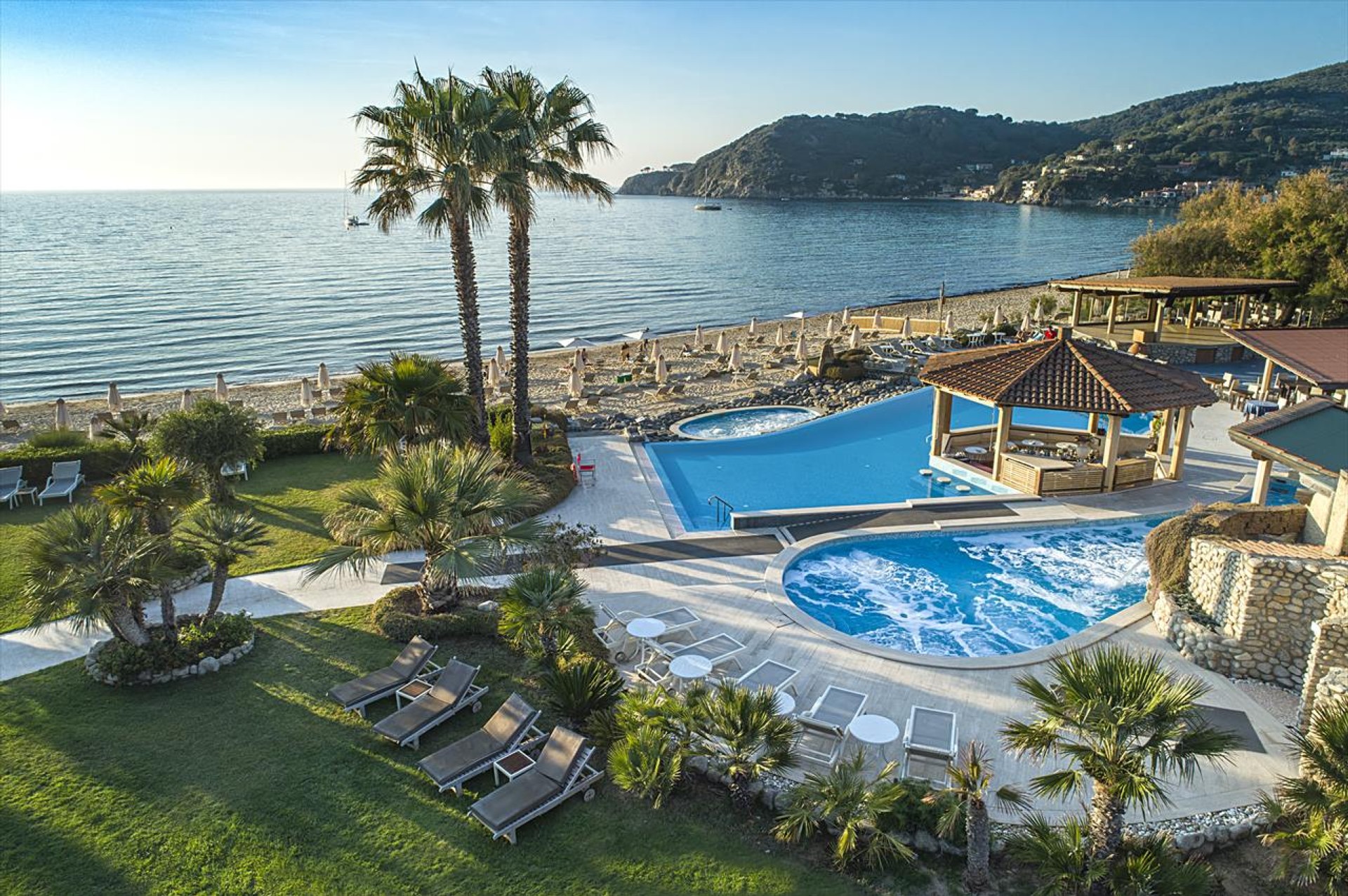 L'île d'Elbe MS YACHTS SPECIALISTE EN LOCATION CHARTER, VENTE ET EVENEMENTS Destinations Détail